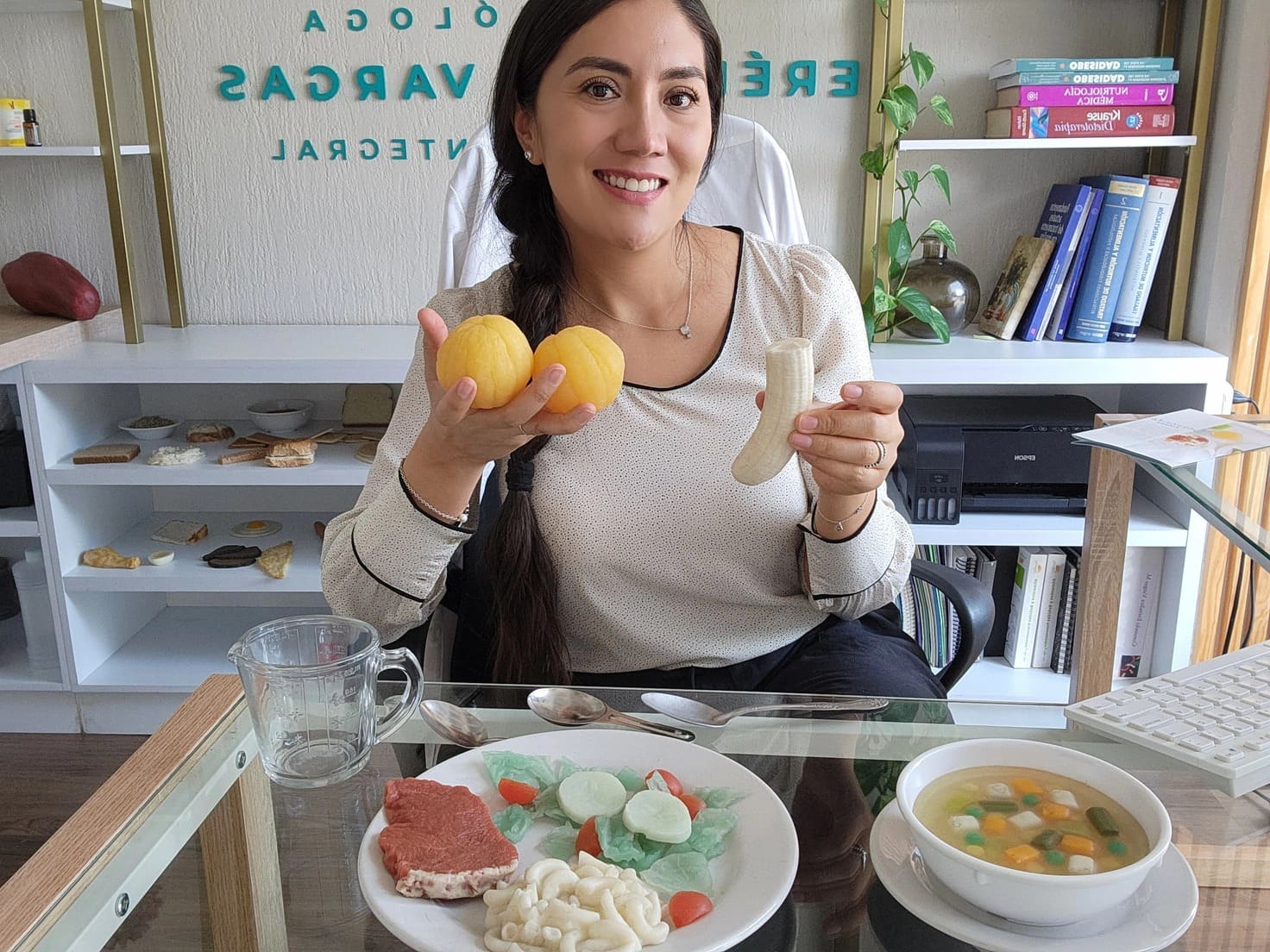 Nutrióloga Eréndira Vargas Martínez experta en nutrición clínica en CDMX